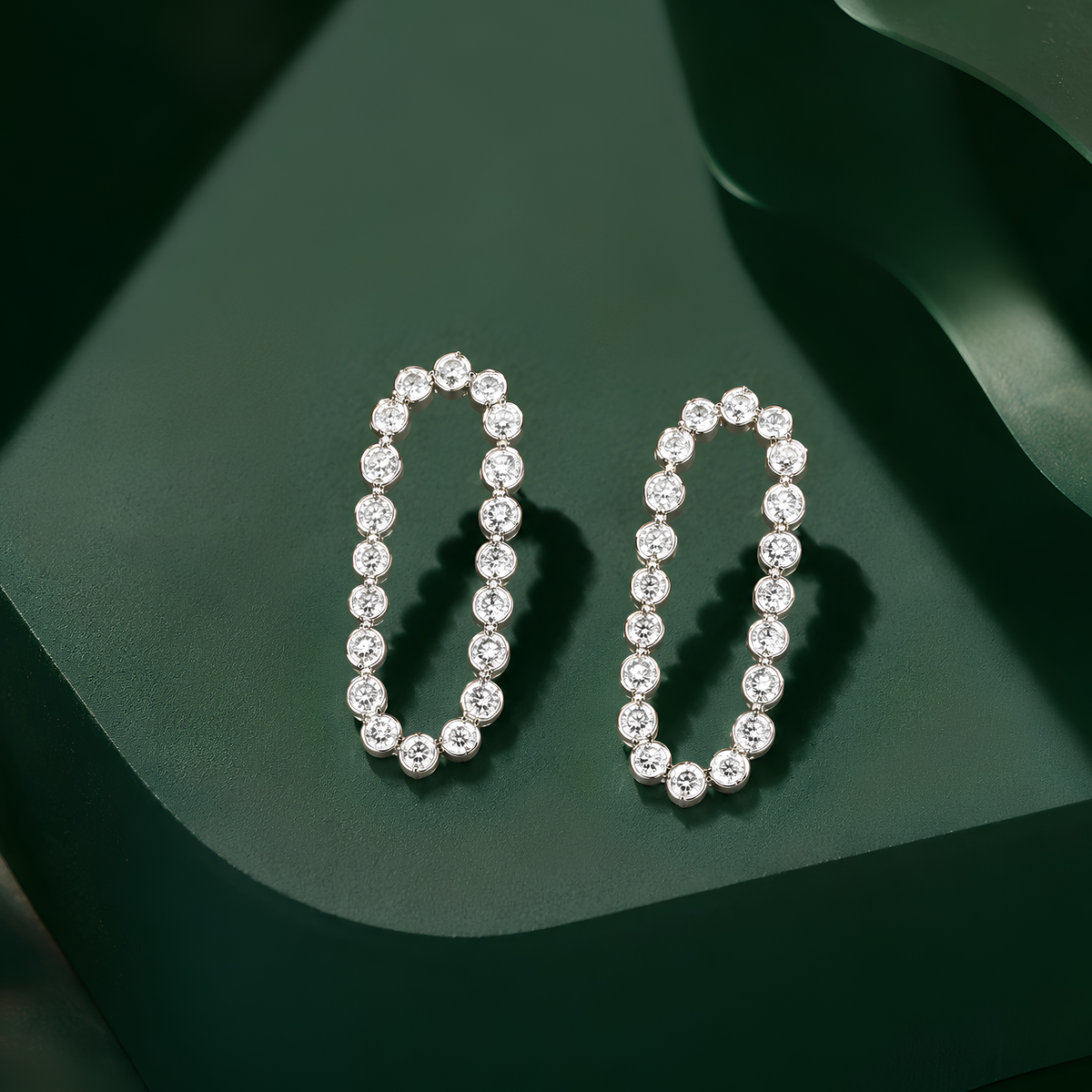 Lumina oval hoops