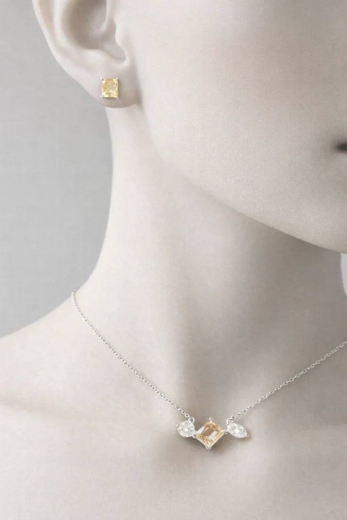 Seren Tri-Stone pendant