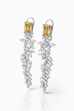 Load image into Gallery viewer, Emerald elan drop earrings
