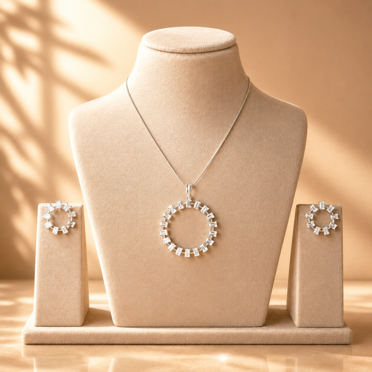 Orris luxe pendant set
